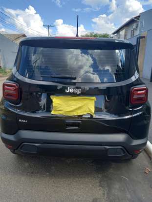 JEEP-RENEGADE-2024