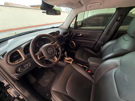 JEEP-RENEGADE-2018