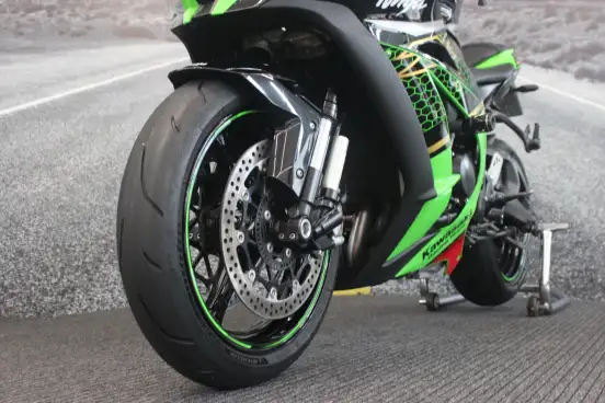 KAWASAKI-NINJA ZX-10R ABS KRT RÉPLICA KAWASAKI-NINJA ZX-10R ABS KRT RÉPLICA-2020