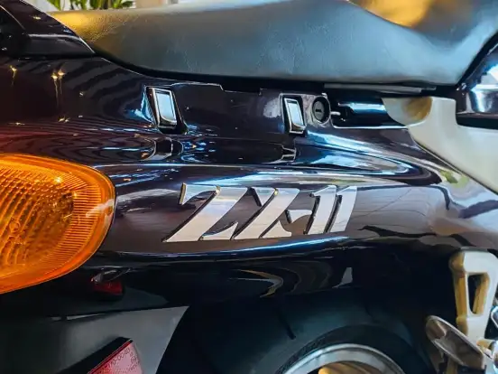 KAWASAKI-NINJA ZX-11-1998
