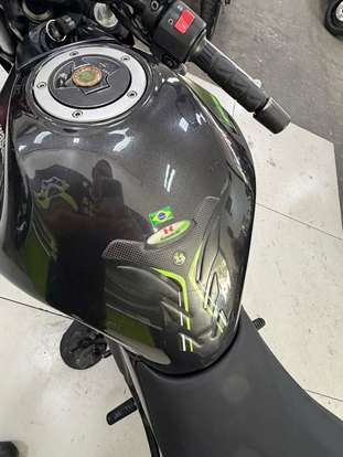 KAWASAKI-ER-6N-2017