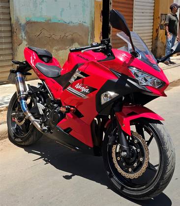 KAWASAKI NINJA 400 