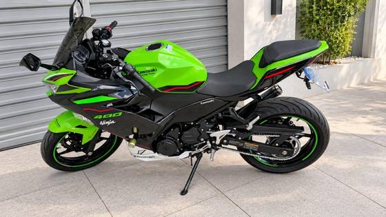 KAWASAKI NINJA 400 