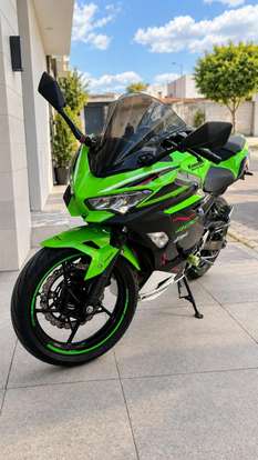 KAWASAKI-NINJA 400-2022