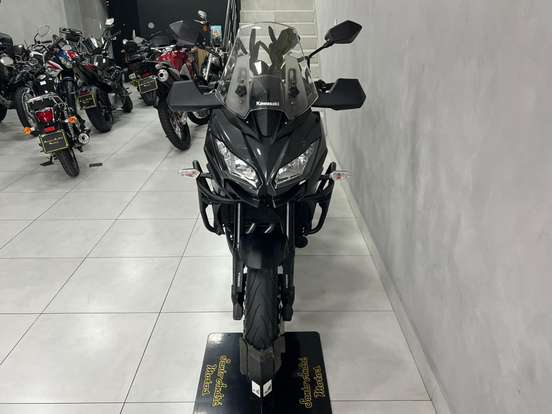KAWASAKI-VERSYS-2016