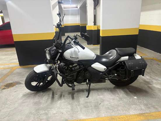 KAWASAKI-VULCAN S-2015