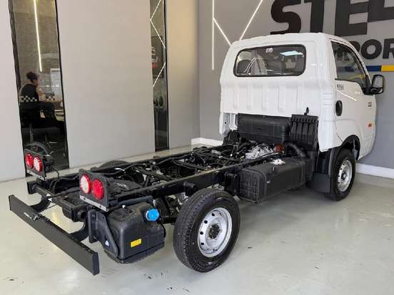 KIA-BONGO-2.5 TD DIESEL STD CS 4x4 MANUAL KIA-BONGO-2026
