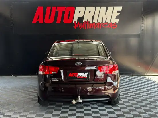 KIA-CERATO-1.6 EX3 SEDAN 16V GASOLINA 4P AUTOMÁTICO KIA-CERATO-2011