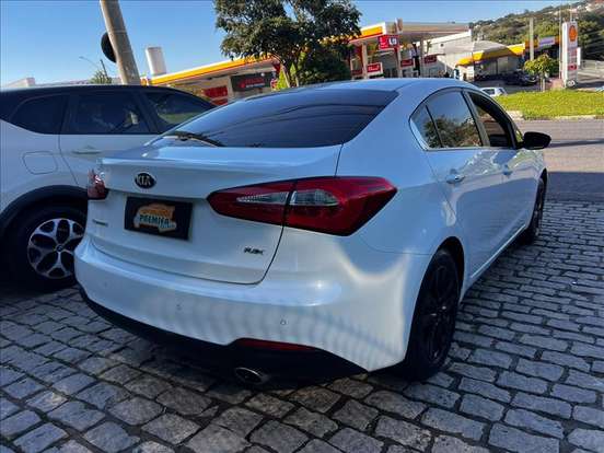 KIA-CERATO-1.6 SX 16V FLEX 4P AUTOMÁTICO KIA-CERATO-2015