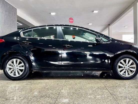 KIA-CERATO-1.6 SX 16V FLEX 4P AUTOMÁTICO KIA-CERATO-2014