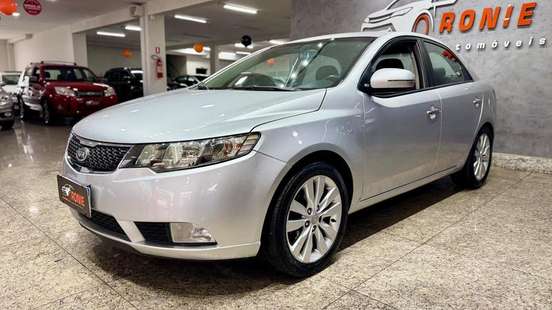KIA-CERATO-2010