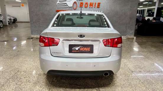 KIA-CERATO-1.6 SX 16V FLEX 4P AUTOMÁTICO KIA-CERATO-2010