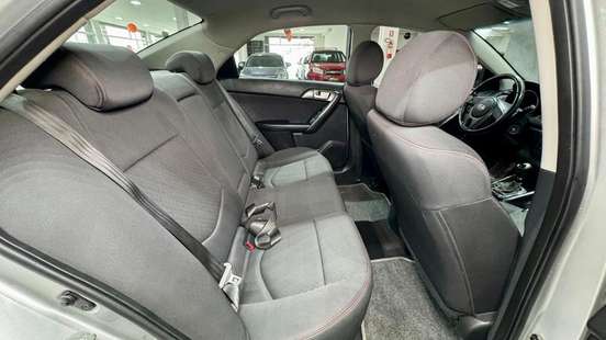 KIA-CERATO-2010