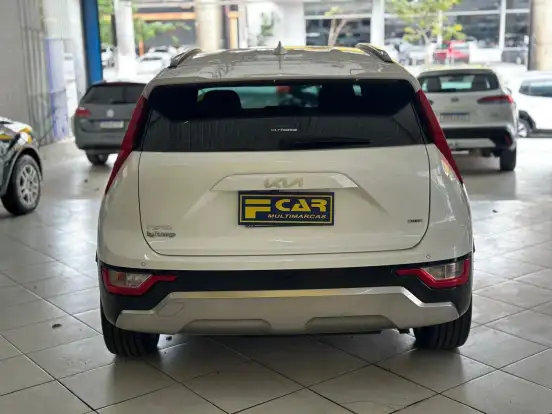 KIA-NIRO-2023