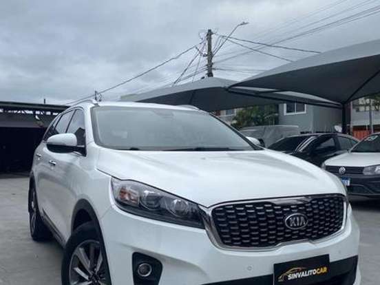 KIA-SORENTO-2.4 16V GASOLINA EX 7L AUTOMÁTICO KIA-SORENTO-2018