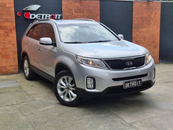 KIA SORENTO 2.4 S.263 4X2 16V GASOLINA 4P AUTOMÁTICO