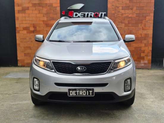KIA-SORENTO-2014