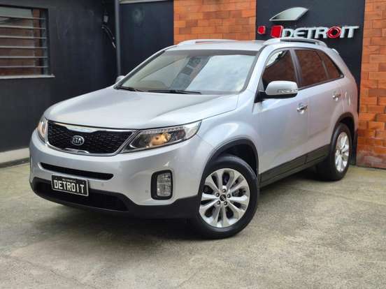 KIA-SORENTO-2014