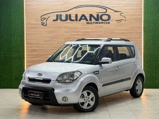 KIA-SOUL-2010