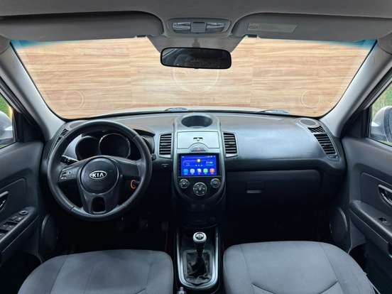 KIA-SOUL-2010