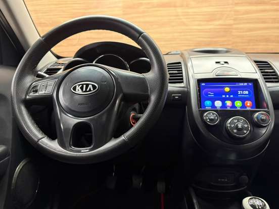 KIA-SOUL-1.6 EX 16V GASOLINA 4P MANUAL KIA-SOUL-2010