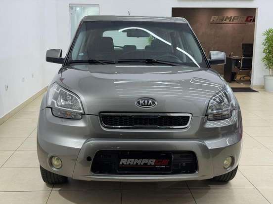 KIA-SOUL-2010