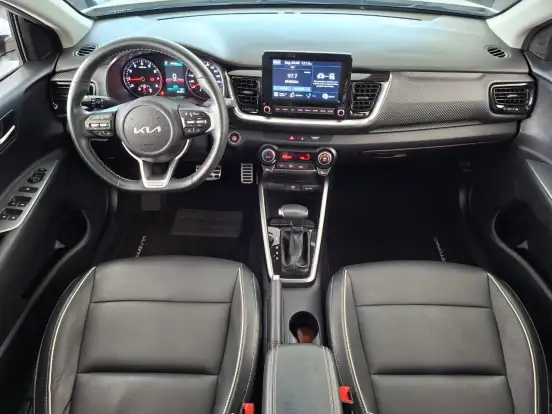 KIA-STONIC-2023