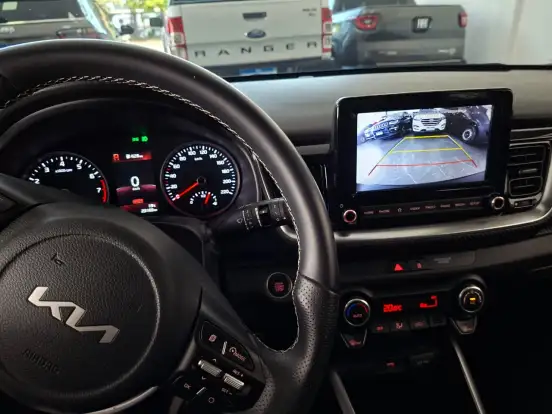 KIA-STONIC-2023