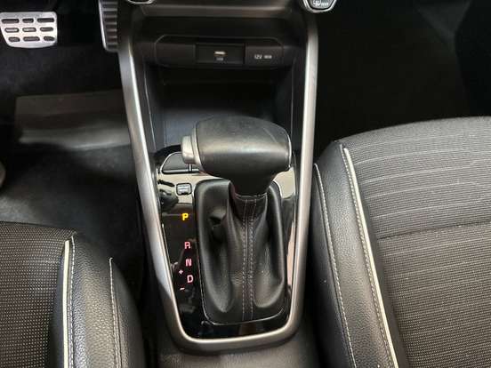 KIA-STONIC-2021