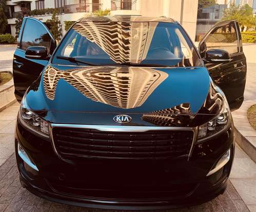 KIA-CARNIVAL-2018