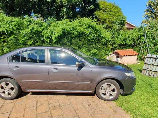 KIA-MAGENTIS-2.0 EX SEDAN 16V GASOLINA 4P AUTOMÁTICO KIA-MAGENTIS-2009