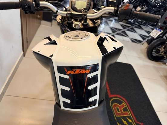 KTM-200 DUKE KTM-200 DUKE-2020