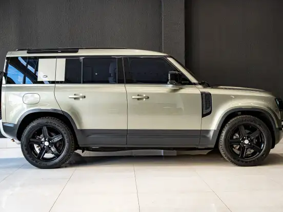 LAND ROVER-DEFENDER-2.0 P300 GASOLINA 110 SE AWD AUTOMÁTICO LAND ROVER-DEFENDER-2022
