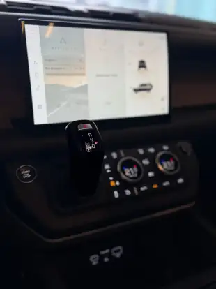 LAND ROVER-DEFENDER-2022