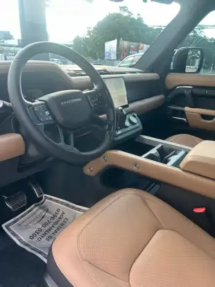 LAND ROVER-DEFENDER-2024