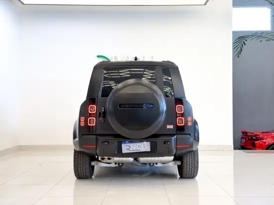 LAND ROVER-DEFENDER-2026