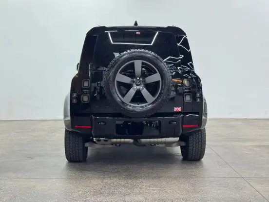 LAND ROVER-DEFENDER-2026