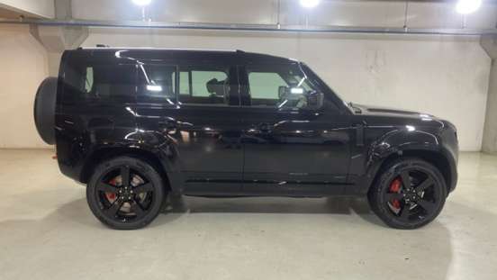 LAND ROVER-DEFENDER-2026