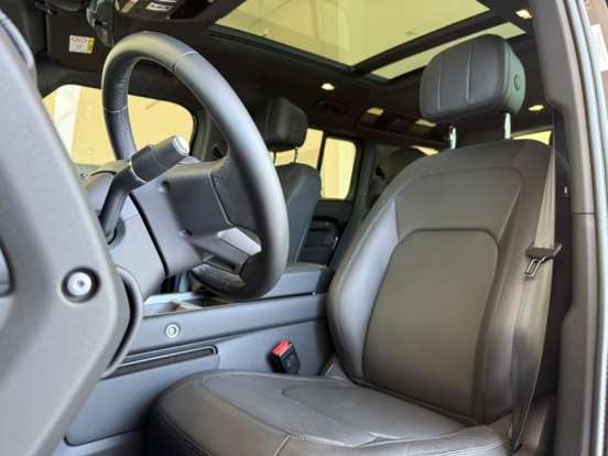 LAND ROVER-DEFENDER-2024