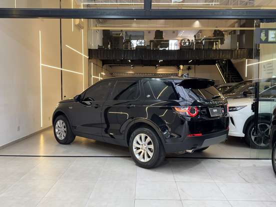 LAND ROVER-DISCOVERY SPORT-2.0 16V SI4 TURBO GASOLINA SE 4P AUTOMÁTICO LAND ROVER-DISCOVERY SPORT-2018