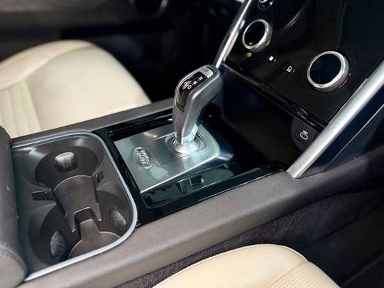 LAND ROVER-DISCOVERY SPORT-2021
