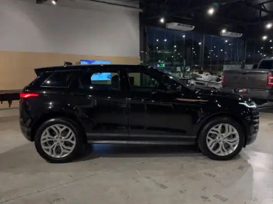 LAND ROVER-RANGE ROVER EVOQUE-2.0 P250 FLEX R-DYNAMIC SE AWD AUTOMÁTICO LAND ROVER-RANGE ROVER EVOQUE-2020