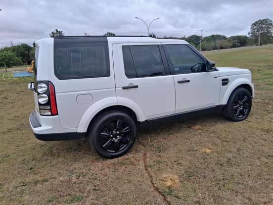LAND ROVER-DISCOVERY 4-2014