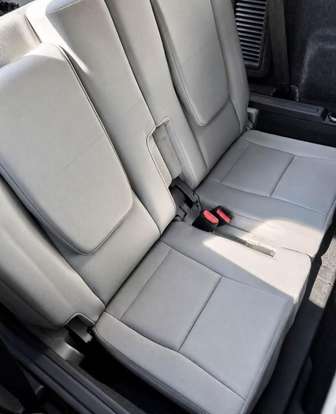 LAND ROVER-DISCOVERY SPORT-2016