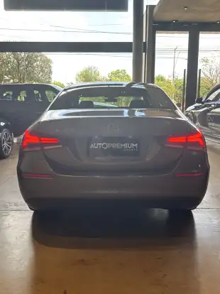MERCEDES-BENZ-A 200-2020