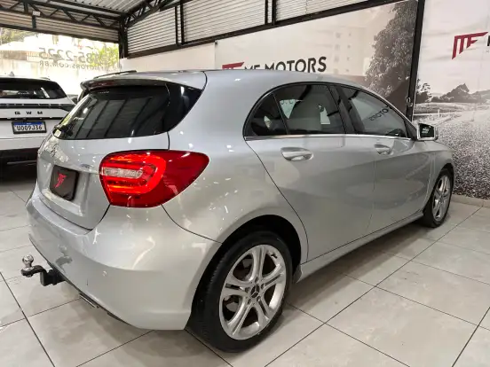 MERCEDES-BENZ-A 200-2014