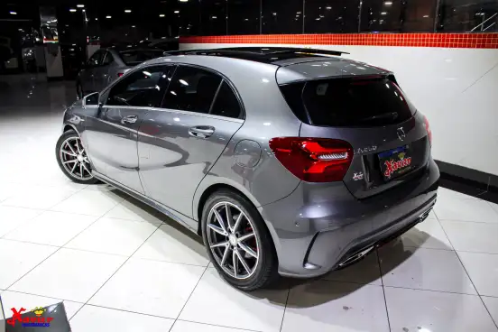MERCEDES-BENZ-A 250-2017