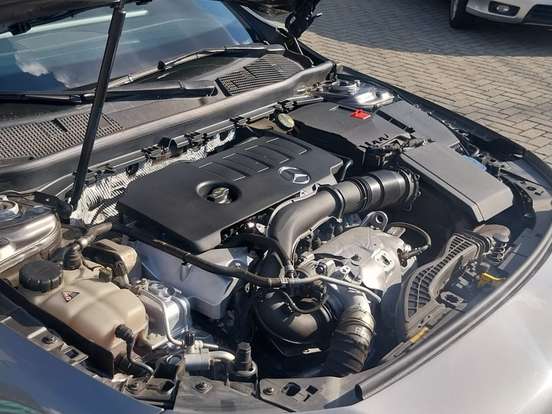 MERCEDES-BENZ-A 250-2019