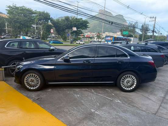 MERCEDES-BENZ-C 180-1.6 CGI AVANTGARDE 16V TURBO GASOLINA 4P AUTOMÁTICO MERCEDES-BENZ-C 180-2017