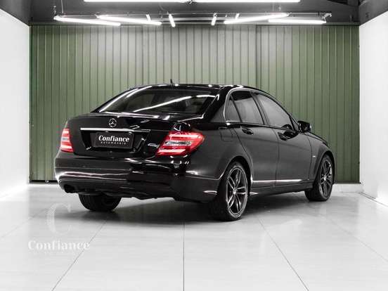 MERCEDES-BENZ-C 180-1.8 CGI CLASSIC 16V TURBO GASOLINA 4P AUTOMÁTICO MERCEDES-BENZ-C 180-2011